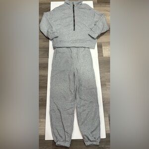 Chill Day Sweatsuit Set | Half-Zip Top & Joggers (NWOT) – Gray, L